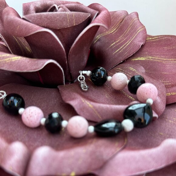 Hand Made Bracelet by Anwen - Picture 5 of 16